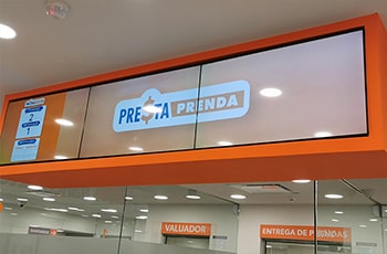 interior de sucursal presta prenda 